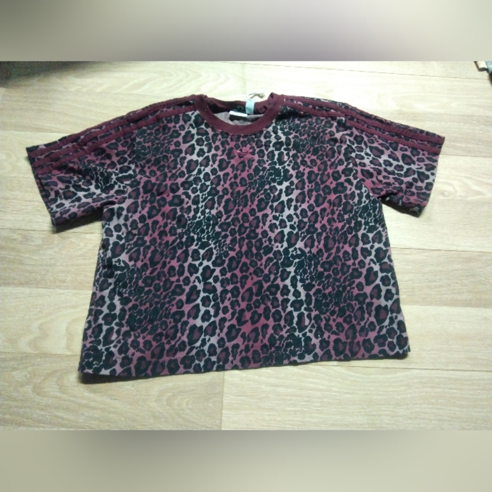 adidas Maroon and Black Leopard Print Short Sleeve Tee